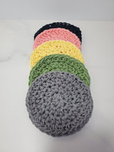 Load image into Gallery viewer, Reusable makeup remover pads