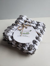 Load image into Gallery viewer, Textured two-tone cotton washcloths
