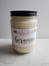 Load image into Gallery viewer, 16 oz soy wax essential oil wood wick candle