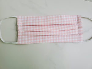 Cotton face mask with filter pocket