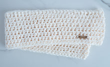 Load image into Gallery viewer, Cotton infinity scarf