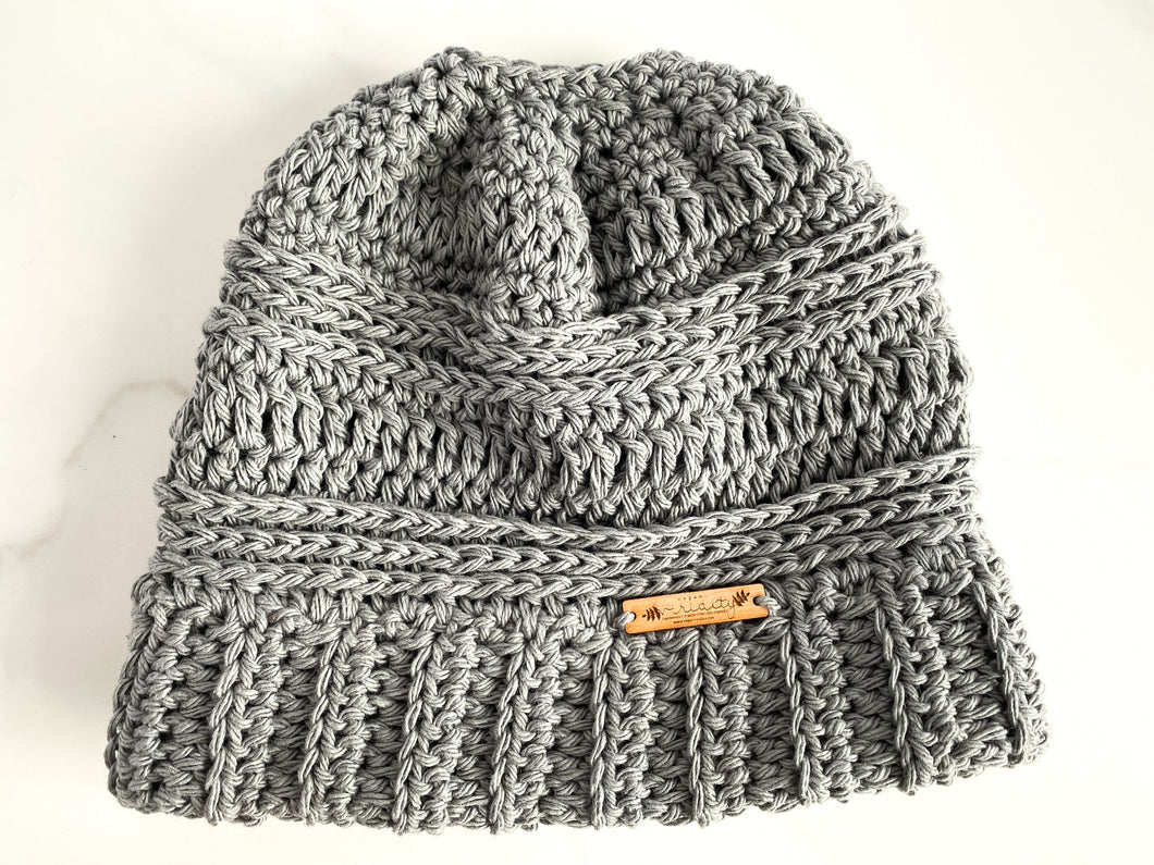 Messy bun ponytail beanie cotton hat